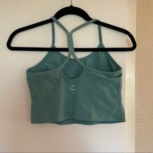 Beyond Yoga crop top tank